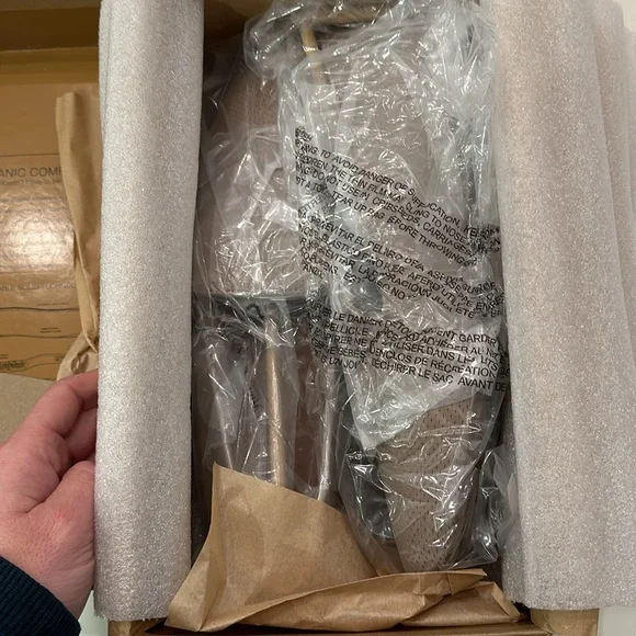 Gentle Souls by Kenneth Cole Women's Eugene 2 Perf Loafer Flat multiple sizes - Picture 4 of 7